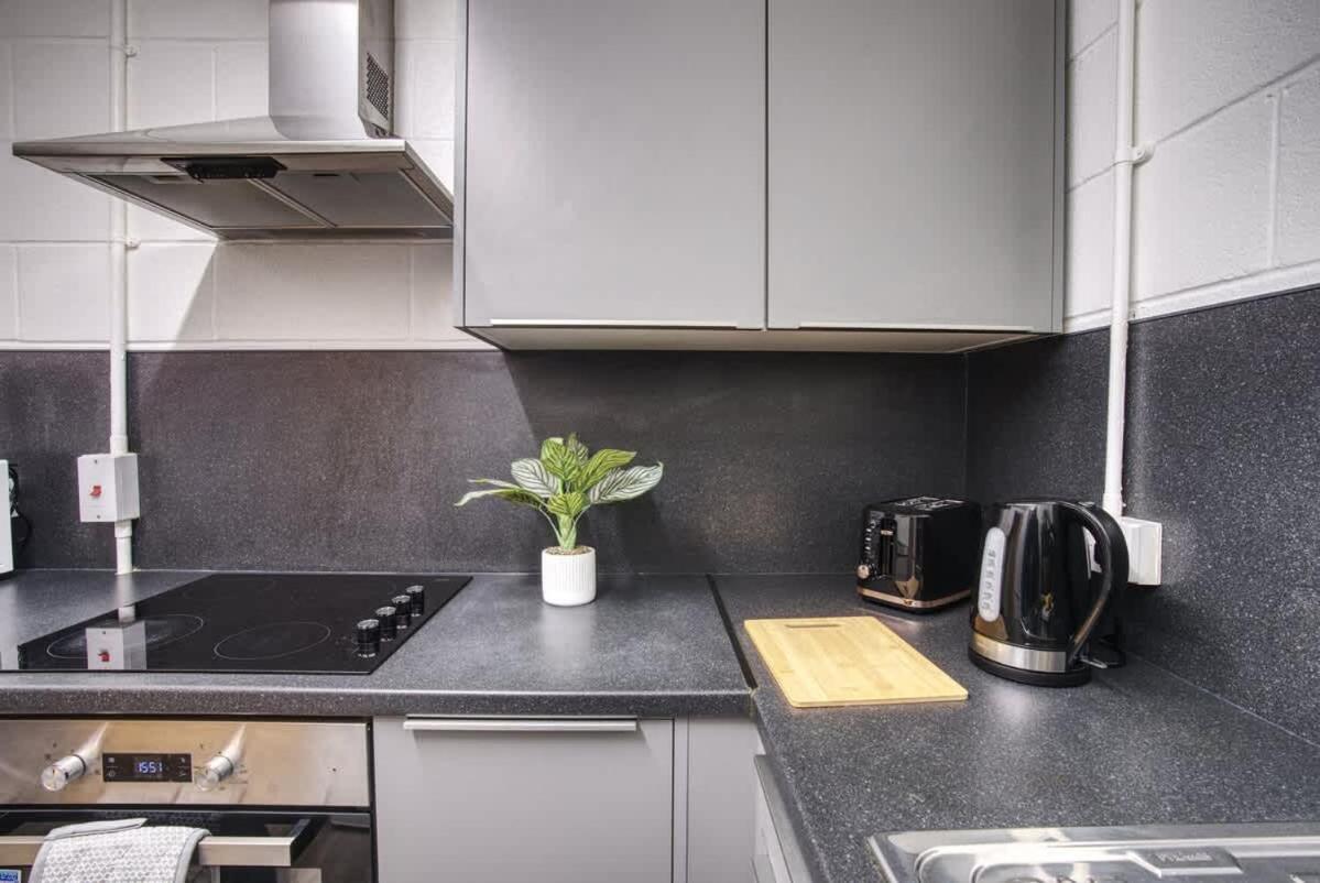 1Br City Centre Apt, Self Check In, Wifi, By Derbnb Sheffield Kültér fotó