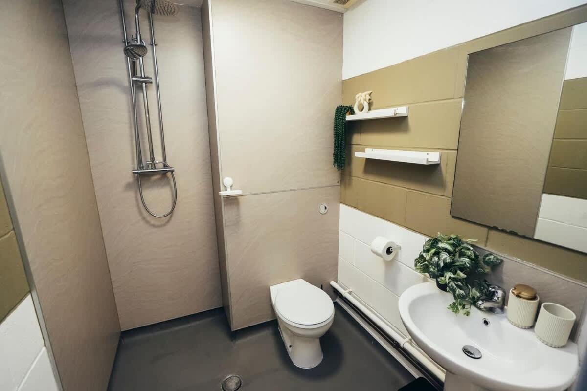 1Br City Centre Apt, Self Check In, Wifi, By Derbnb Sheffield Kültér fotó